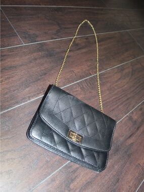 Classic Black Quilted Chain Shoulder Bag